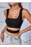Siyah Kalın Askılı Göbek Dekolteli Crop Bluz