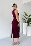 Bordo Midi Sıfır Kol Taşlı Elbise