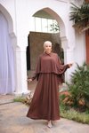 Acı Kahve Pelerinli Yakalı Tesettür Abiye Elbise