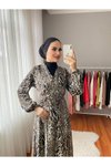 Leopar Şifon Kruvaze Yaka Tesettür Elbise