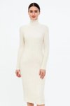 Beyaz Fitilli Uzun Boğazlı Triko Elbise