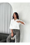 Beyaz Z Krep Crop Kısa Kol Yakalı İlik Düğmeli Gömlek