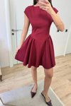 Bordo Mini Sırt Dekolteli Çan Detaylı Elbise