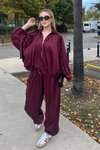 Bordo Dokulu Saten Oversize Yarasa Kol Ceket Bol Pantolon İkili Takım