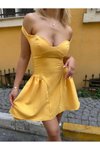 Sarı Mini Omzu Açık Sırt Dekolteli Elbise