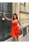 Turuncu Mini Şortlu Korsaj Detaylı Saten Elbise
