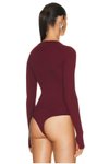 Bordo V Yaka İpek Jarse Parmak Geçmeli Patlı Bodysuit
