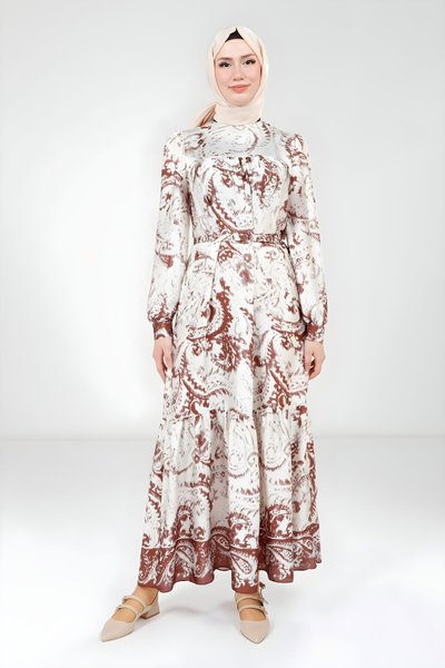 فستان محتشم بلون القهوة بتصميم مطبوع ومزود بحزام