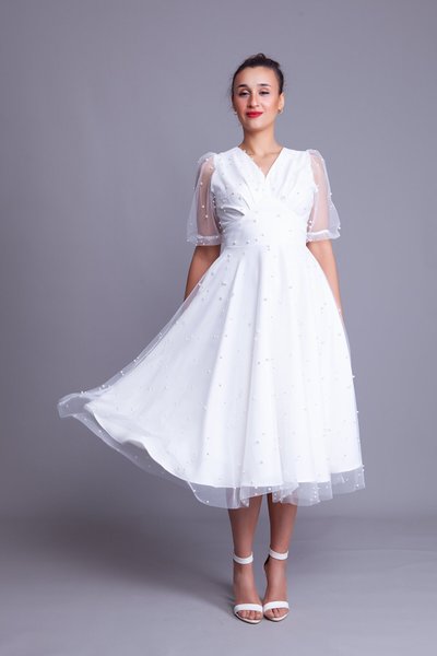 Beyaz Midi V Yaka Kısa Balon Kol İnci Tül Kaplamalı Abiye Elbise