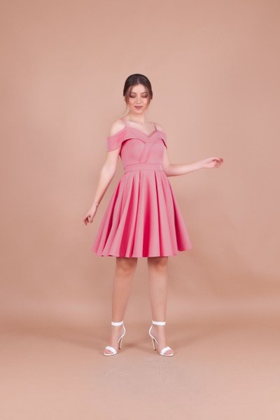 Gül Kurusu Midi Askılı Düşük Omuz Detaylı Pileli Abiye Elbise