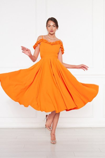 Turuncu Midi Kloş Pileli Ayarlanabilir Askılı Yaka Fırfır Detay Abiye Elbise