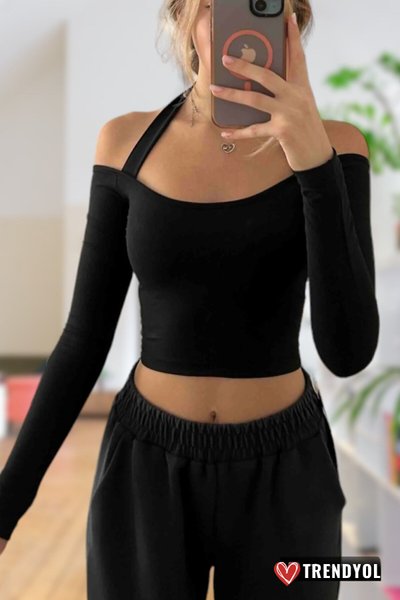 Cropped Long Sleeve Madonna Neck Blouse - Black