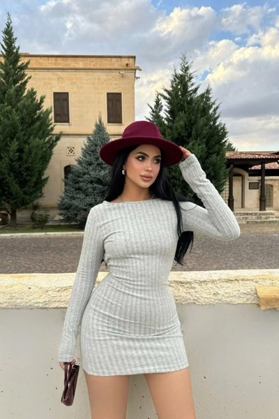 Gri Mini Triko Sırt Dekolteli Bağlama Detaylı Elbise