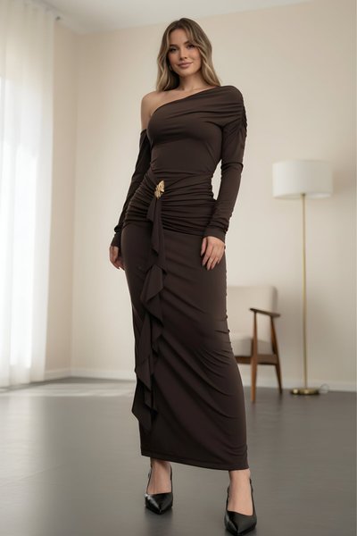 Long Designer One-Shoulder Buckle-Detail Evening Dress - Brown
