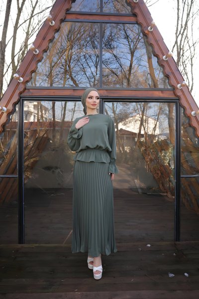 Modest Pleated Skirt Two-Piece Set - Light Khaki