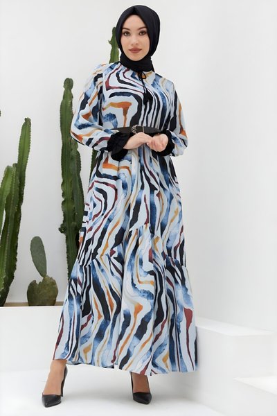 فستان محتشم كريب كوبي أزرق منقوش بحزام وشراشيب