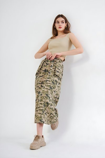 Long Sporty Camouflage Elastic Waist Pocket Detail Skirt - Khaki Beige