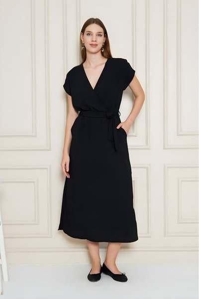 Midi Summer Aerobin Crossover-Neck Pocket Dress - Black