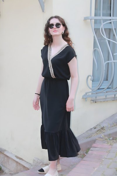 Long Raffia Embroidered Ruffled Dress - Black