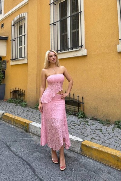 Pembe Asimetrik Astarlı Dantel Etekli İkili Takım