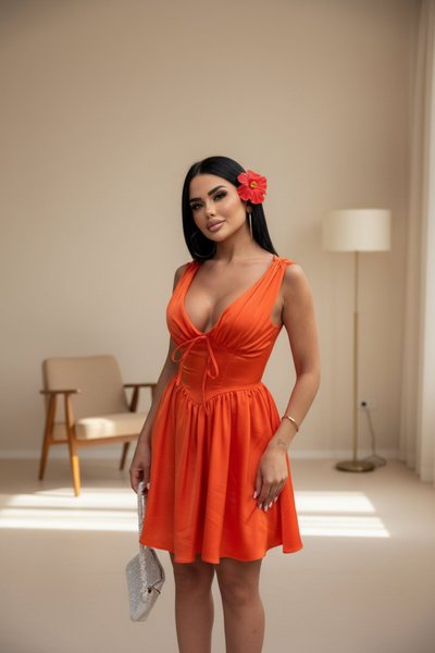 فستان ستان قصير برتقالي تفاصيل كورسيه وشورت