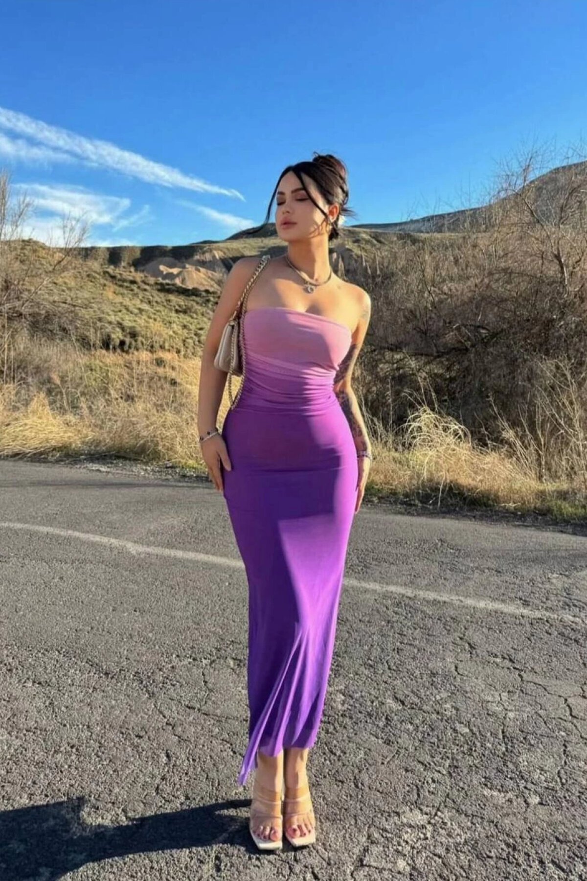 فستان تول طويل مجسم سترابلس وردي مبطن - VİSKALİ