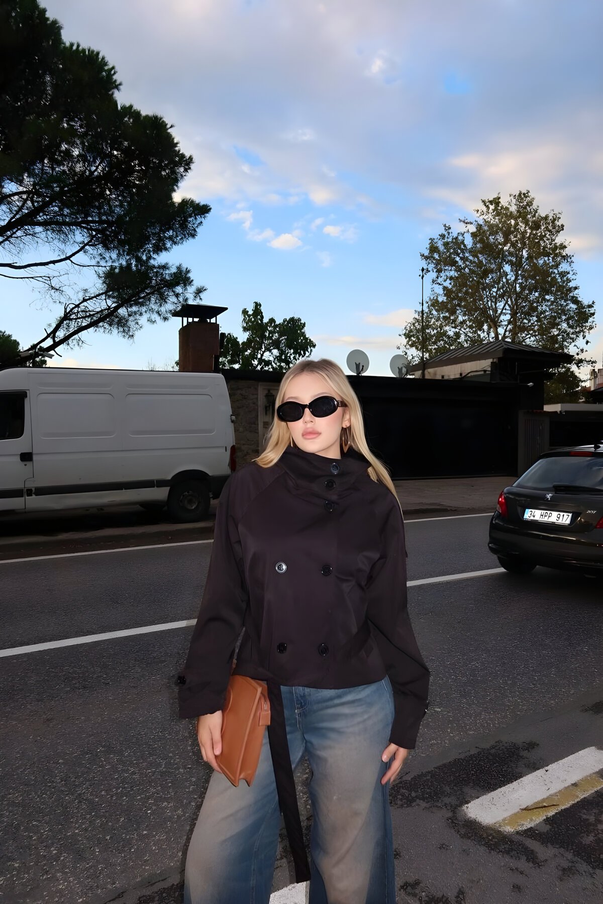 Short Belted Stand-Collar Bsk Button-Detail Trench Coat - Black - VİSKALİ