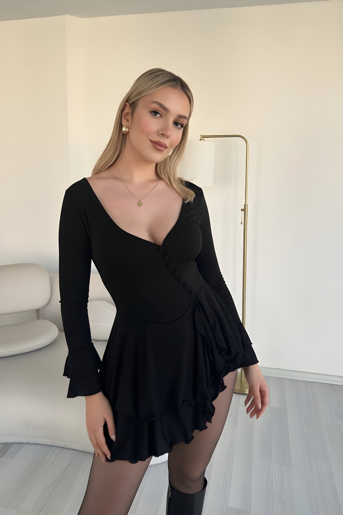 Mini Pleated Skort Dress with Bell Sleeves - Black - VİSKALİ