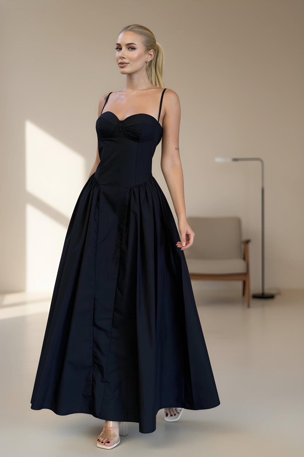 Long Princess Fit Sweetheart Neck Thin Strap Evening Dress - Black - VİSKALİ