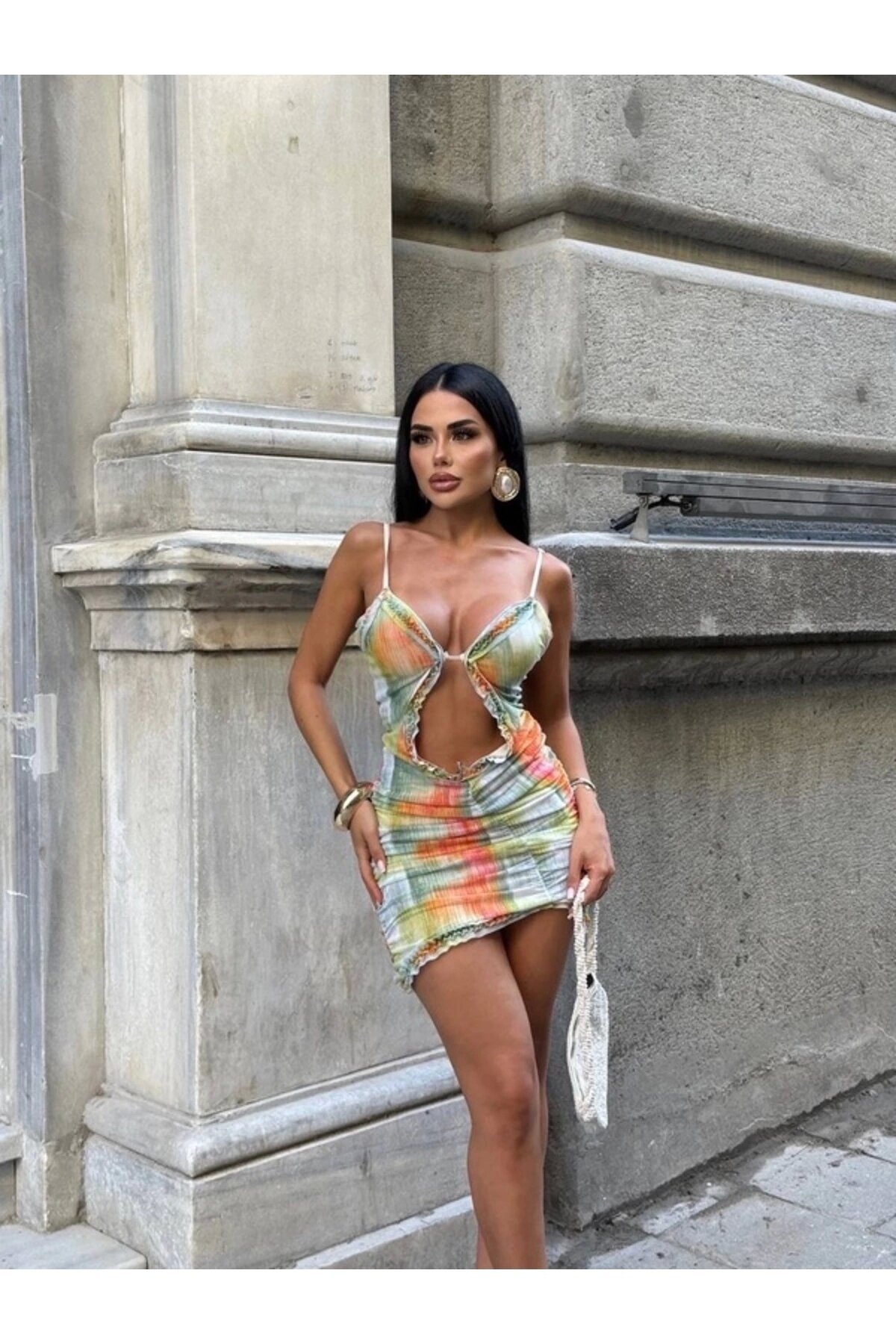 فستان سهرة ميني برتقالي بحمالات مكشكش بفتحة صدر - VİSKALİ