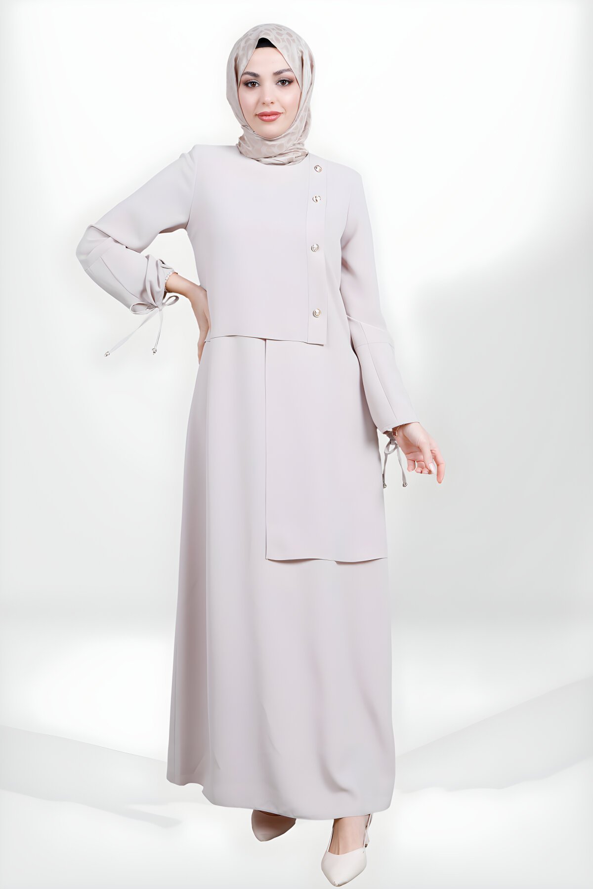 Bej Düğme Detaylı Kolu Bağlamalı Elbise Bej Düğme Detaylı Kolu Bağlamalı Elbise