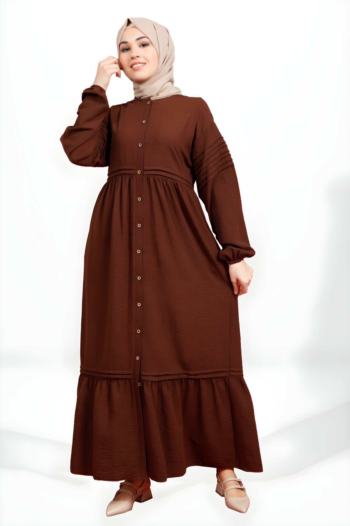 Kahve Shefa Etek Boyu Fırfırlı Düğmeli Nervür Detaylı Elbise