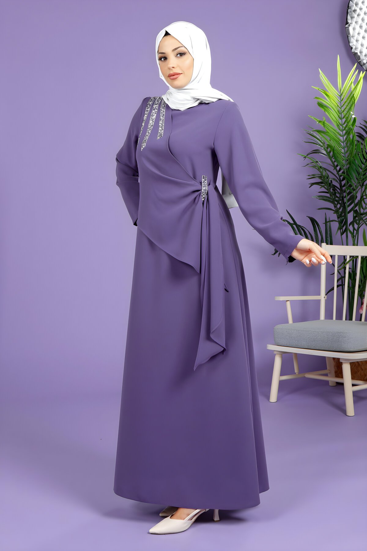 Lila Sonay Omuzdan Taş Detaylı Abiye Elbise Lila Sonay Omuzdan Taş Detaylı Abiye Elbise