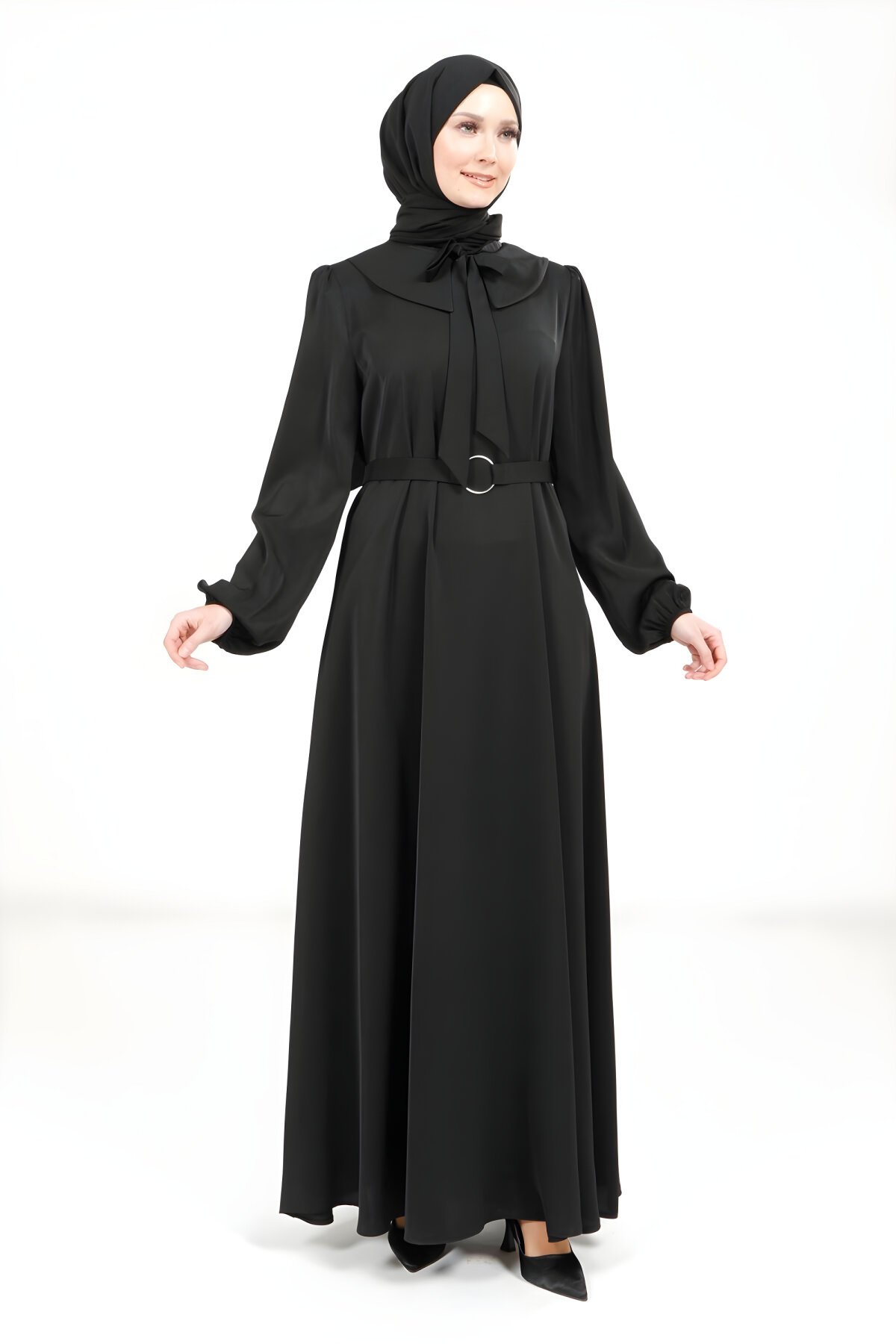 Siyah Yakası Kurdele Beli Kuşak Detaylı Elbise