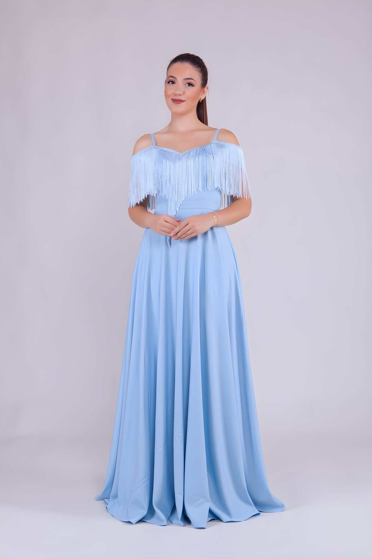 Bebe Mavisi Uzun Askılı Kayık Yaka Püskül Detay Abiye Elbise - Bidoluelbise