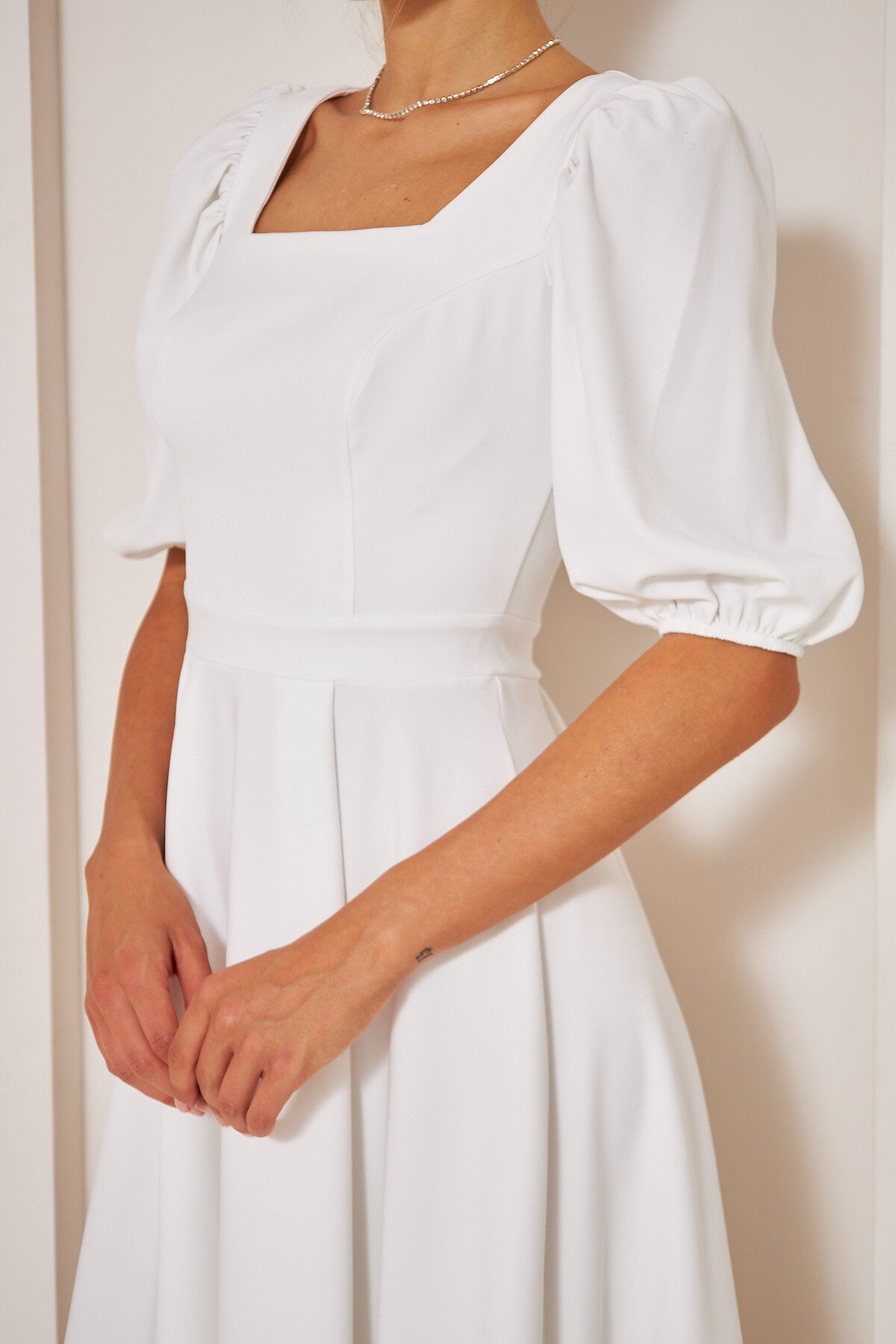 Midi Square-Neck Short Balloon-Sleeve Dress - White - Bidoluelbise