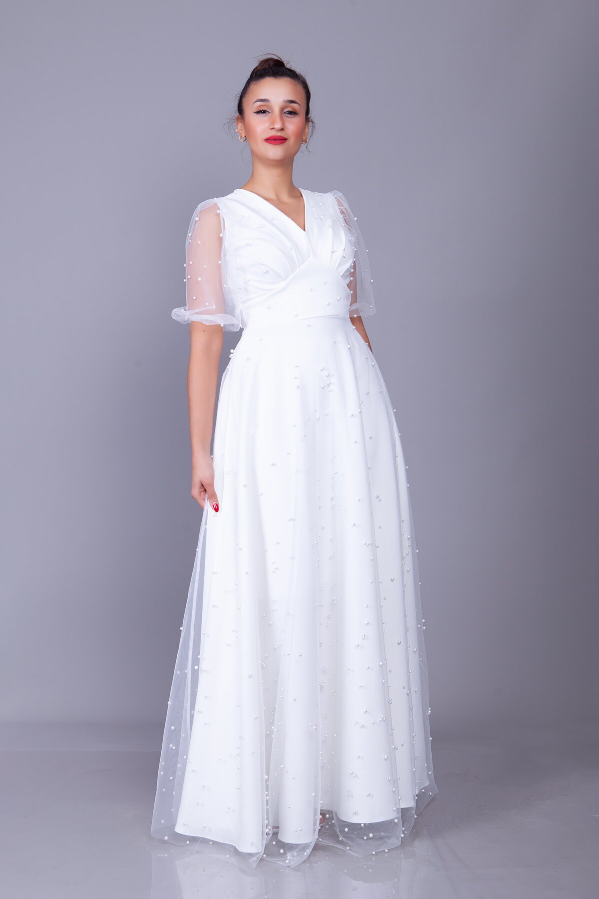 Long Pearl Tulle Overlay V-Neck Short Balloon Sleeve Evening Dress - White - Bidoluelbise