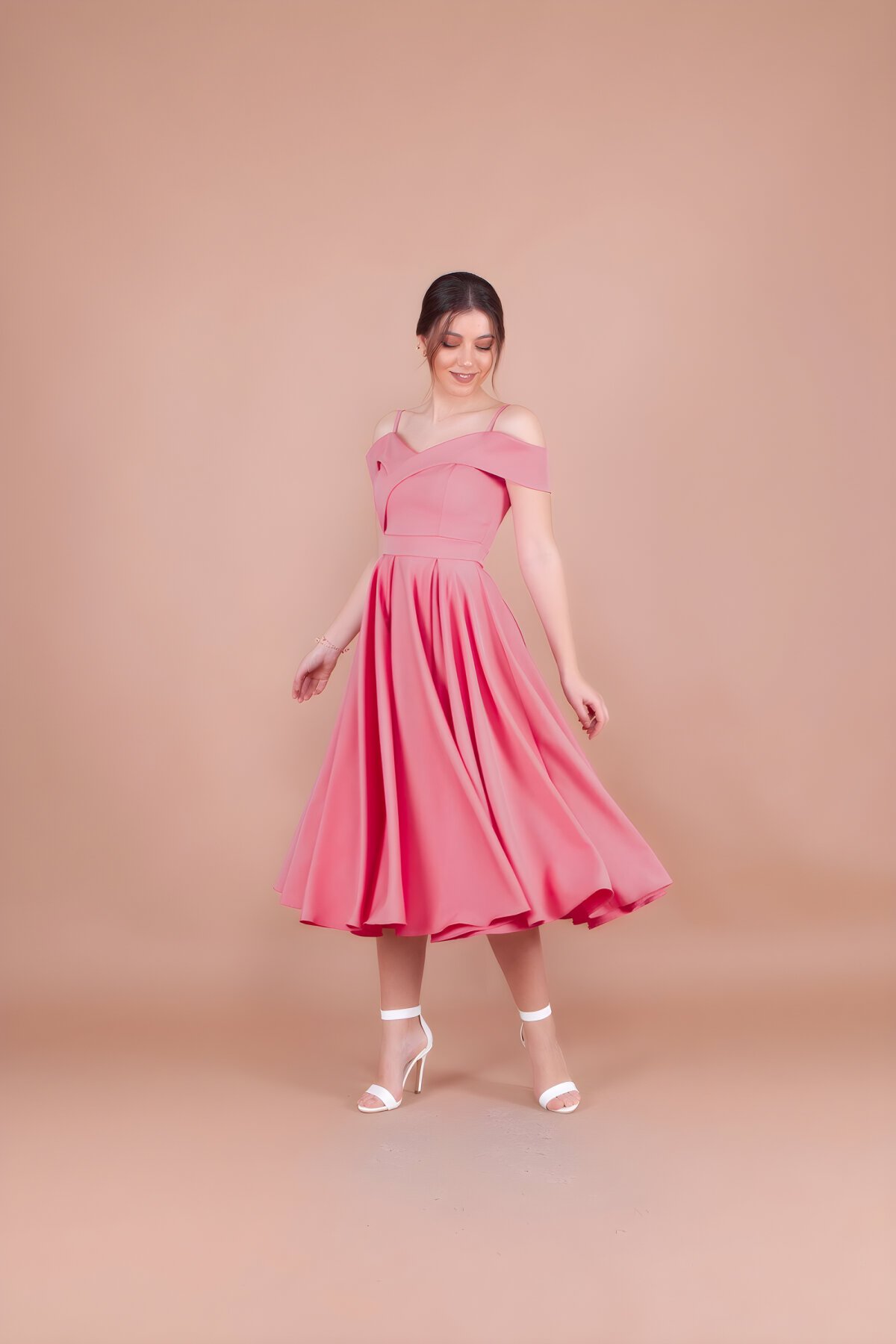 Gül Kurusu Midi Askılı Düşük Omuz Detay Pileli Abiye Elbise - Bidoluelbise