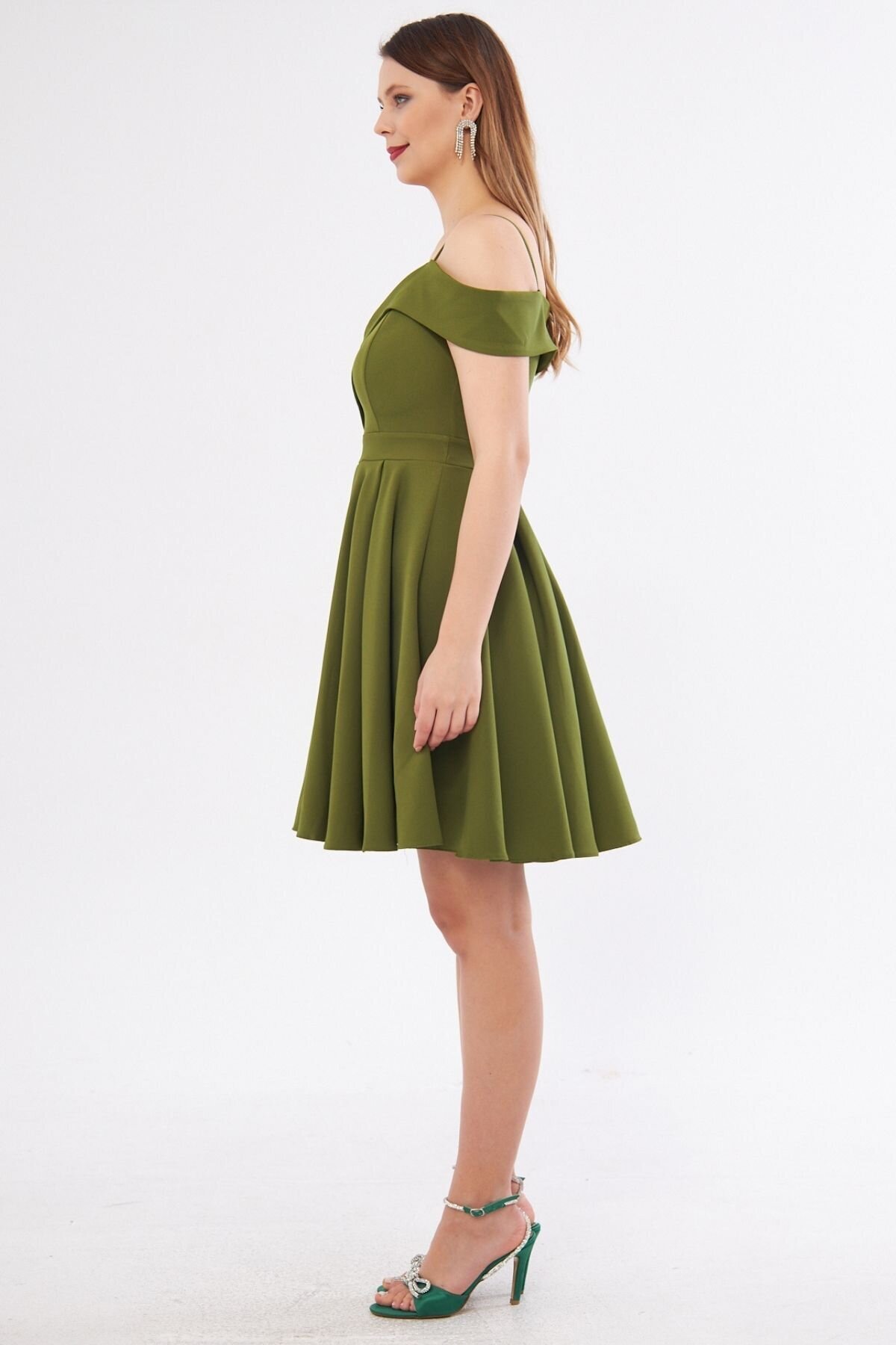 Mini Flared Pleated Strappy Boat Neck Evening Dress - Khaki - Bidoluelbise