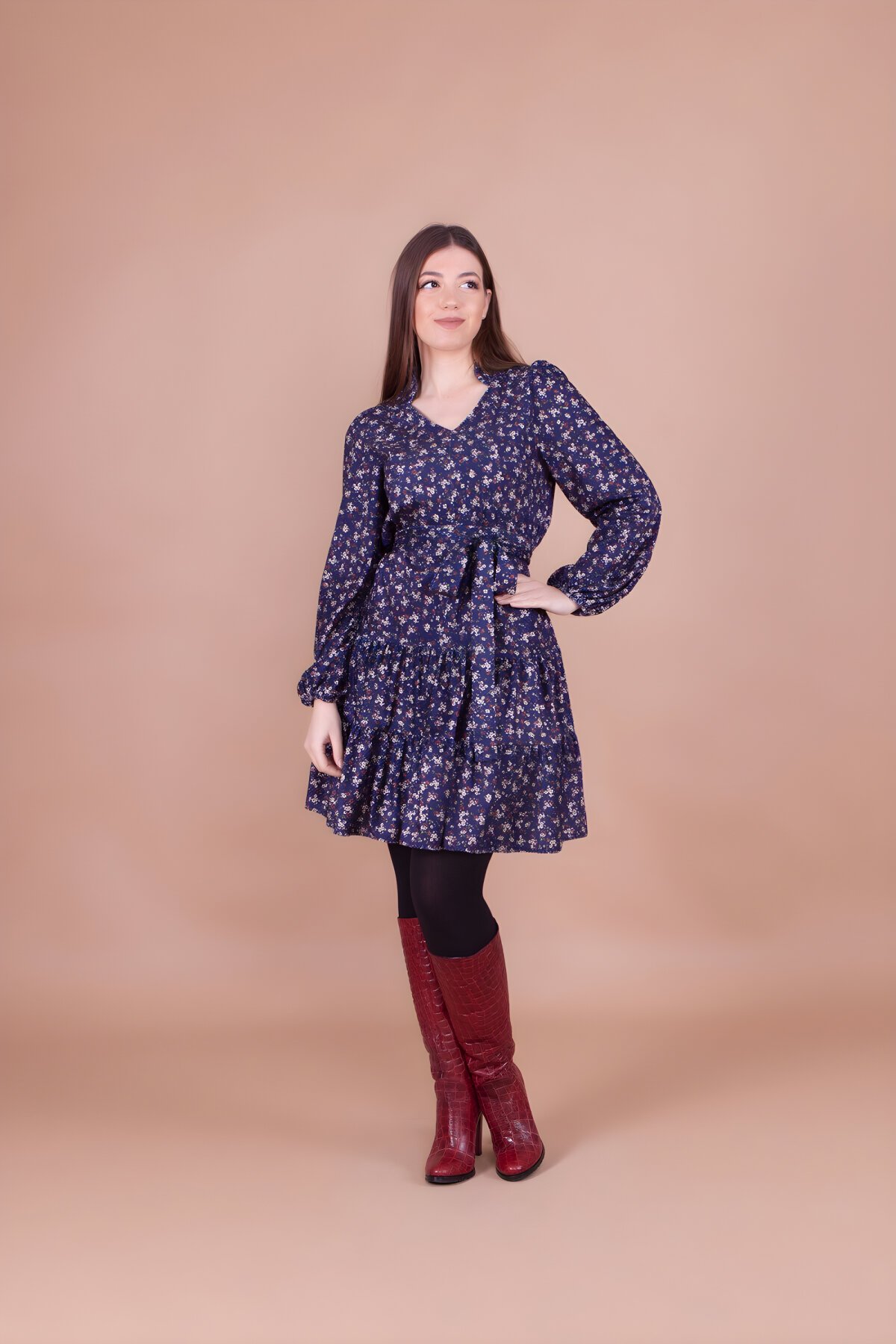 Lacivert Kadife Çiçek Desenli Mini Yaka Detaylı Elbise - Bidoluelbise