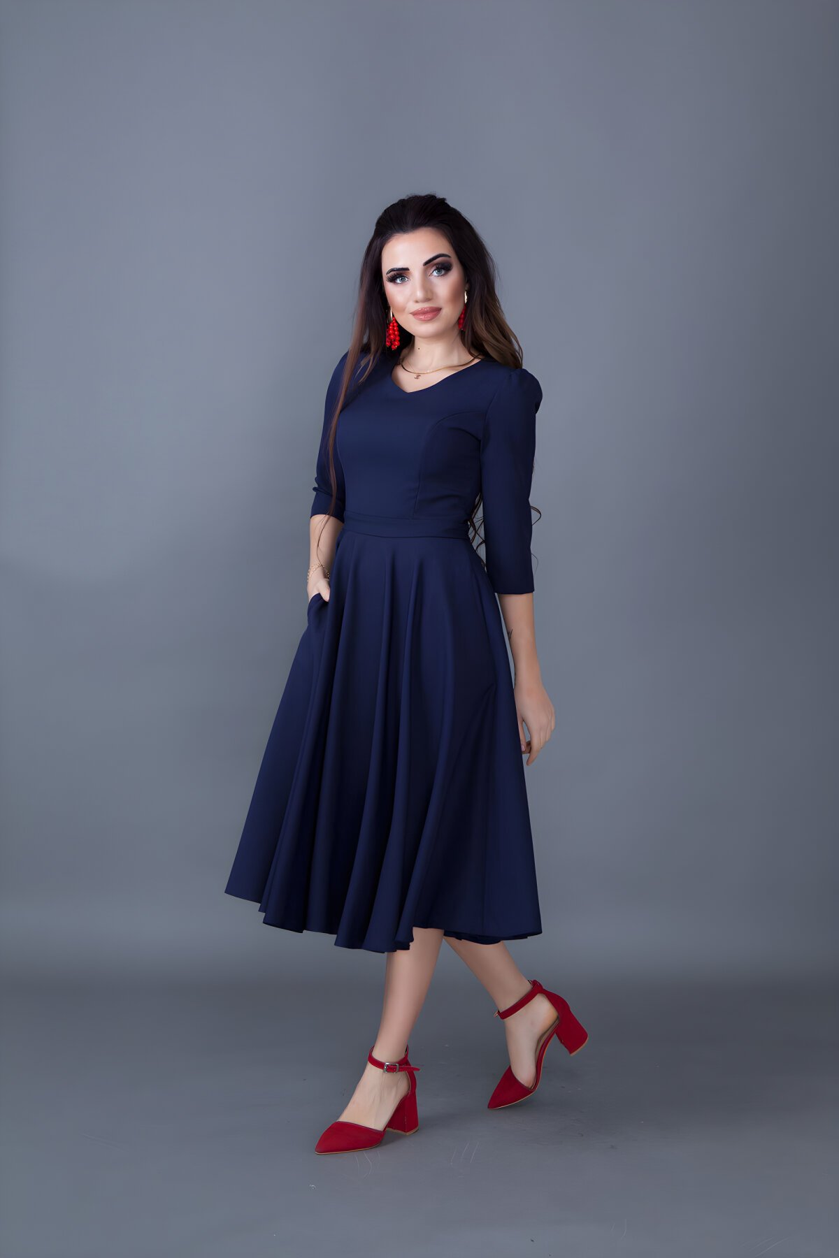 Lacivert Midi Kloş V Yaka Cep Detaylı Elbise - Bidoluelbise