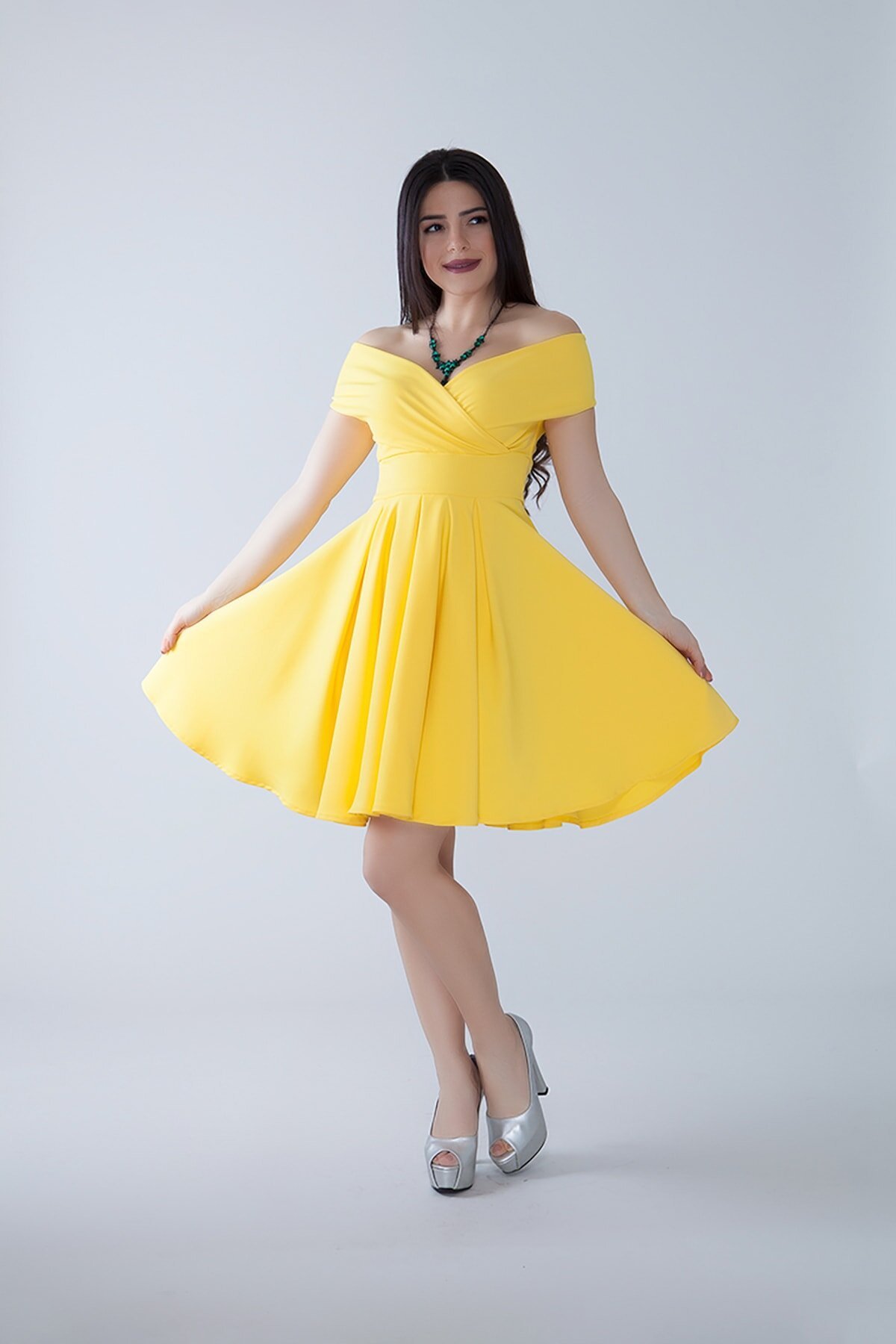 Mini Flared Pleated Boat Neck Evening Dress - Yellow - Bidoluelbise