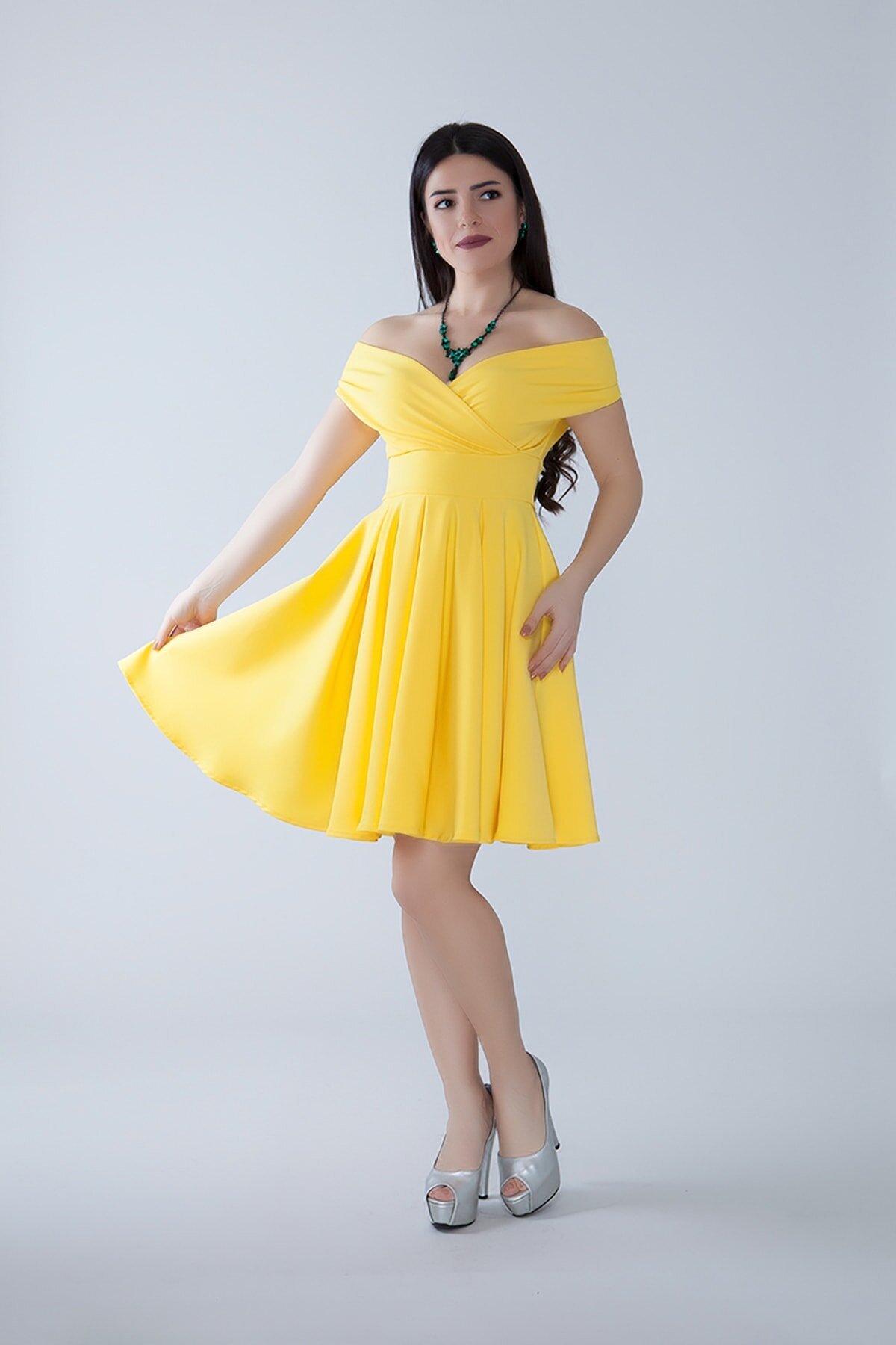 Mini Flared Pleated Boat Neck Evening Dress - Yellow - Bidoluelbise
