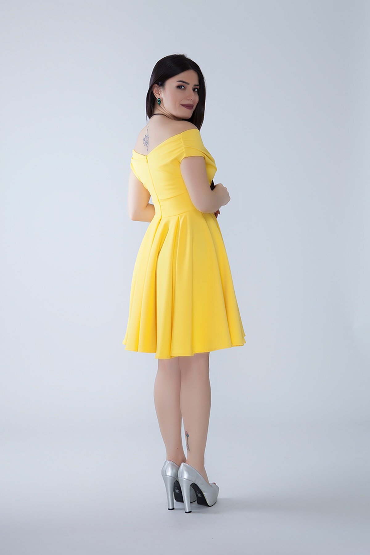 Mini Flared Pleated Boat Neck Evening Dress - Yellow - Bidoluelbise
