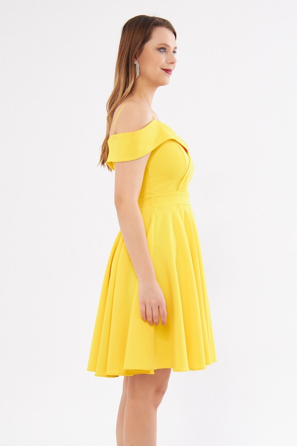 Mini Flared Pleated Strappy Boat-Neck Evening Dress - Yellow - Bidoluelbise