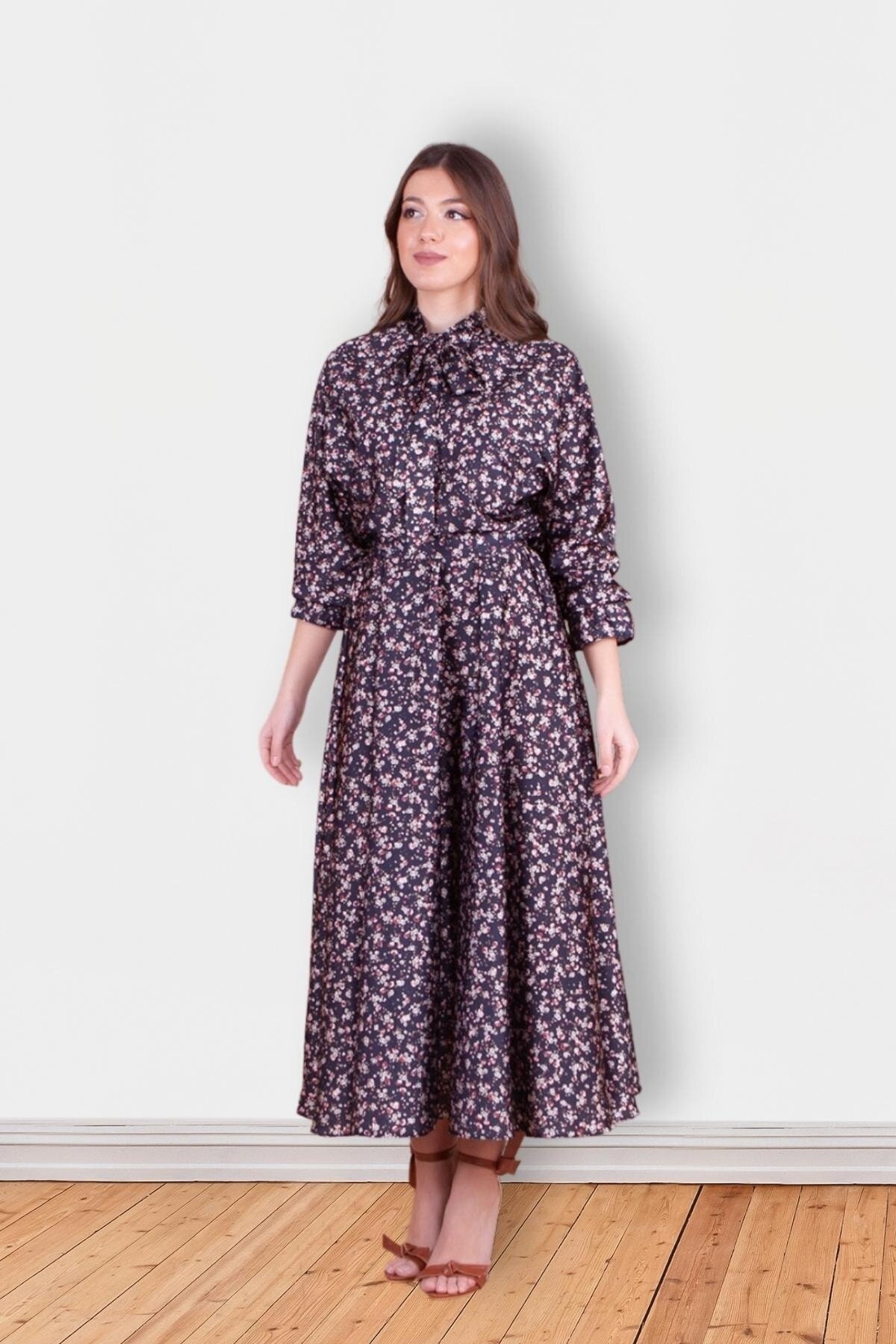 Modest Floral Patterned Satin Batwing Sleeve Evening Dress - Black - Bidoluelbise