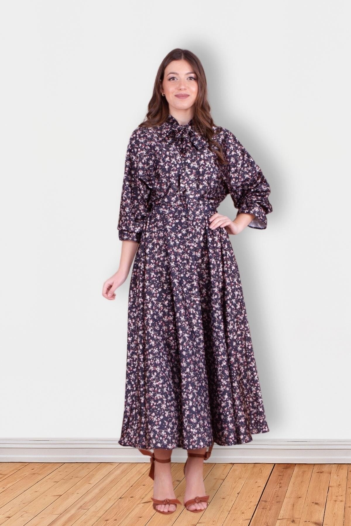 Modest Floral Patterned Satin Batwing Sleeve Evening Dress - Black - Bidoluelbise
