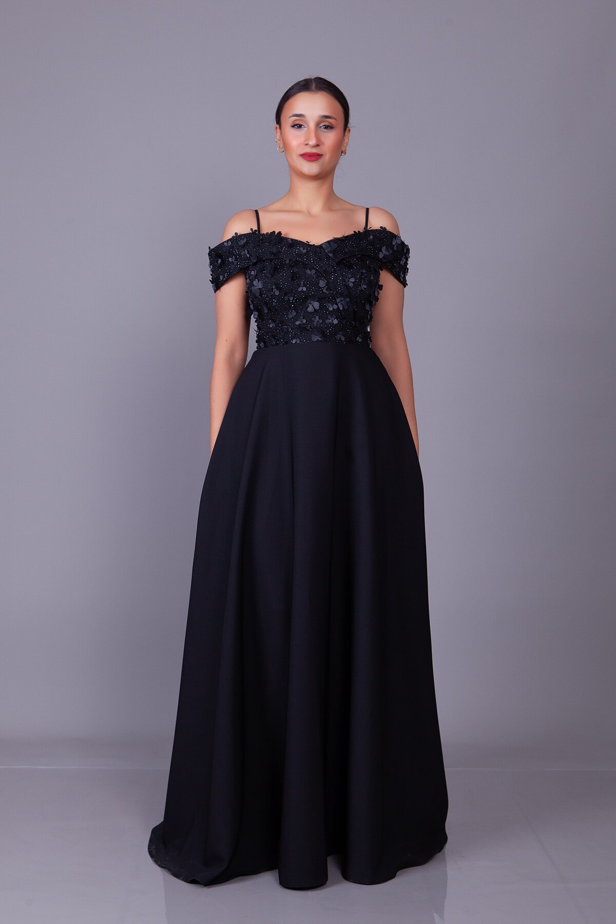 Long Flared Off-Shoulder Floral Tulle Strappy Evening Dress - Black - Bidoluelbise