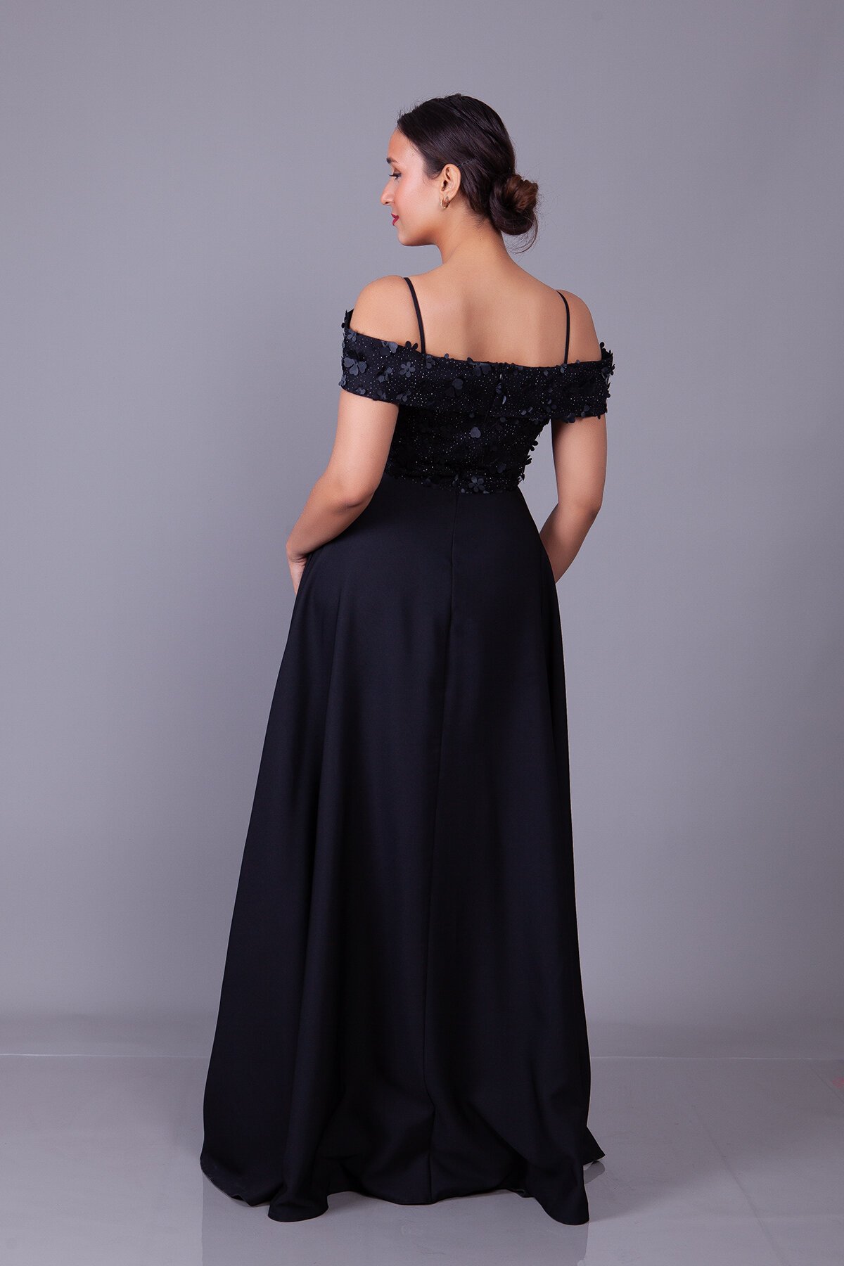 Long Flared Off-Shoulder Floral Tulle Strappy Evening Dress - Black - Bidoluelbise