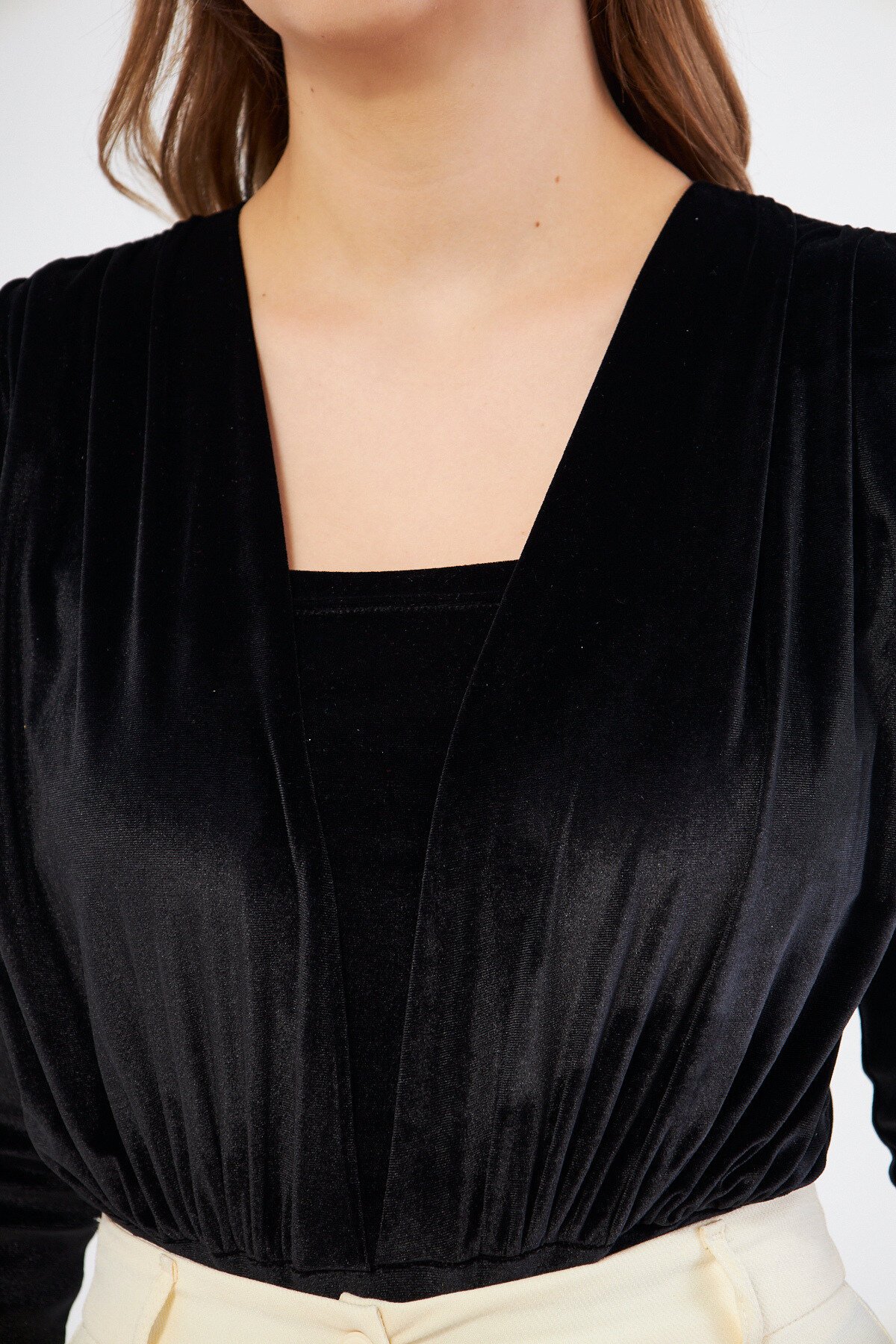 Long Sleeve Ruched Snap Bodysuit - Black - Bidoluelbise